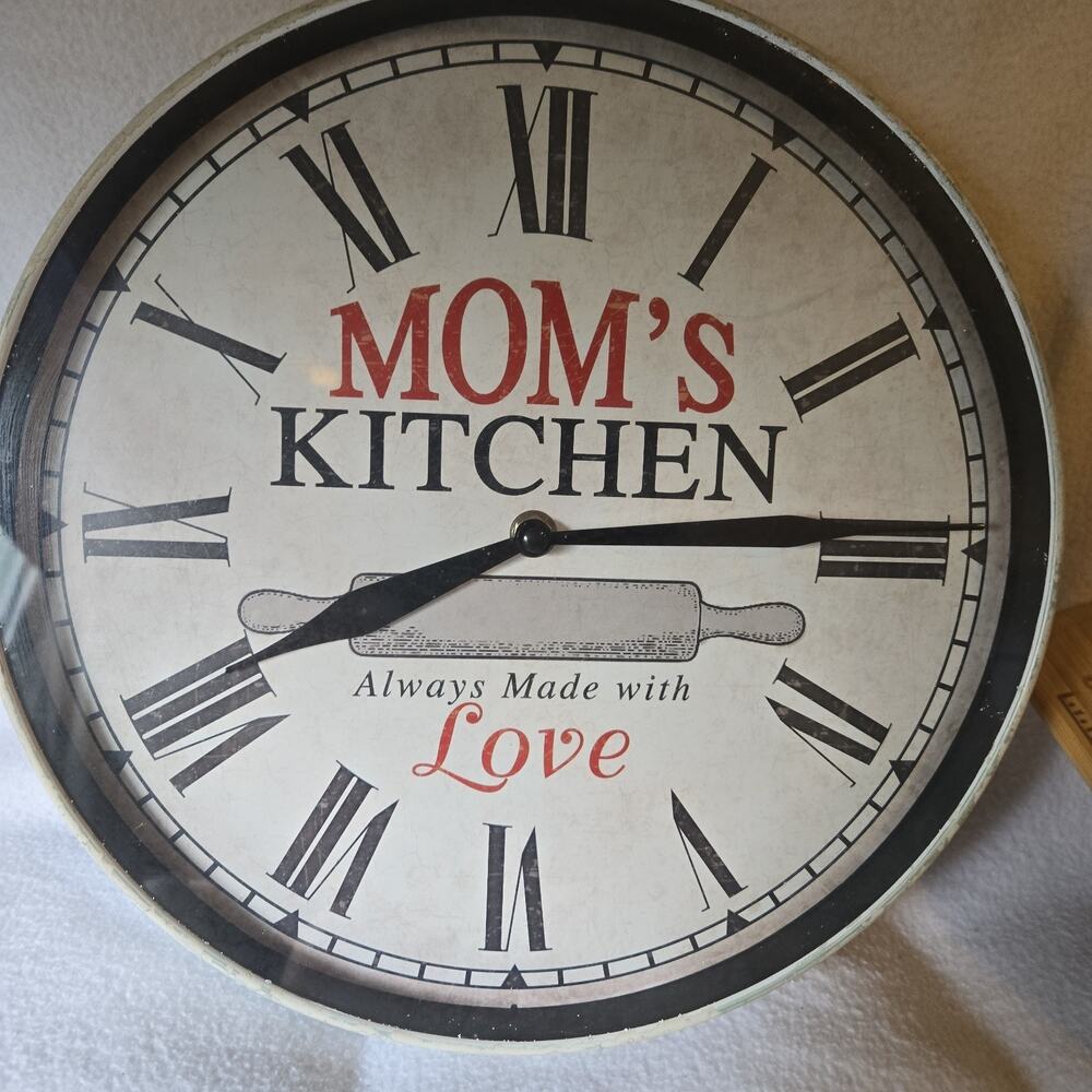 Kitchen wall Clock "Mom's Kitchen Always Made With Love" 11.5" Distressed Look